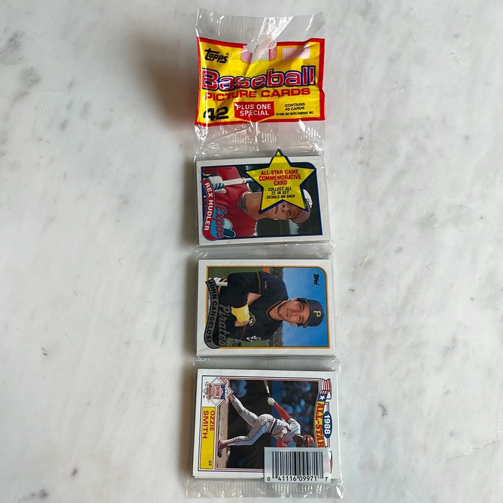 Unopened Topps 1989 Baseball Cards